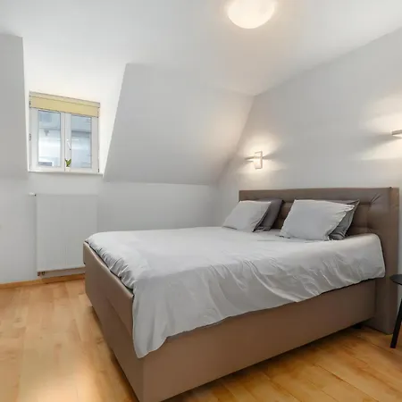 Apartament Grosvenor 0201 *